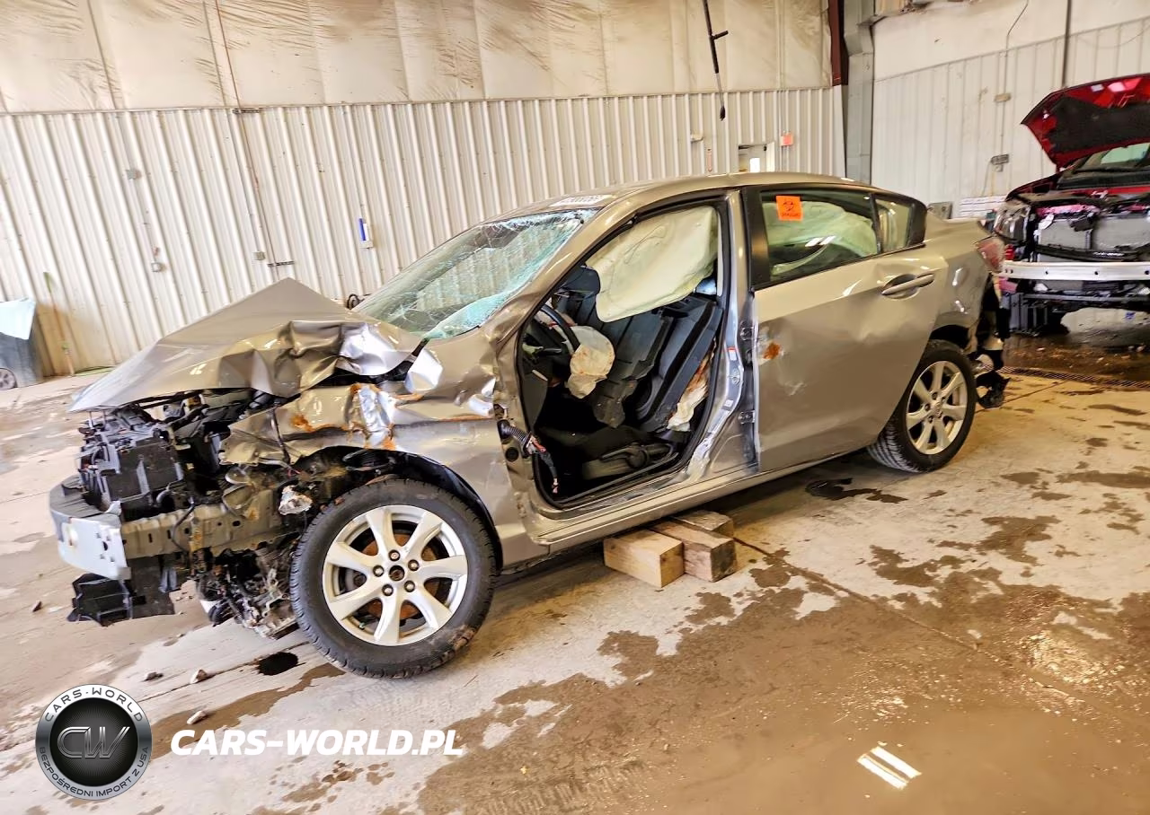 2011 Mazda 3 I