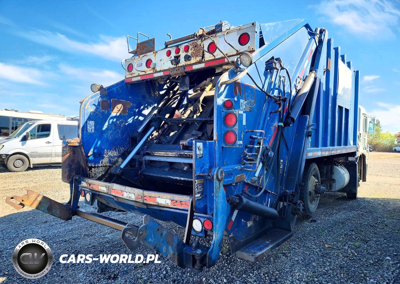 2001 Peterbilt 320 VIN:1NPZH07X71D713046 - 3