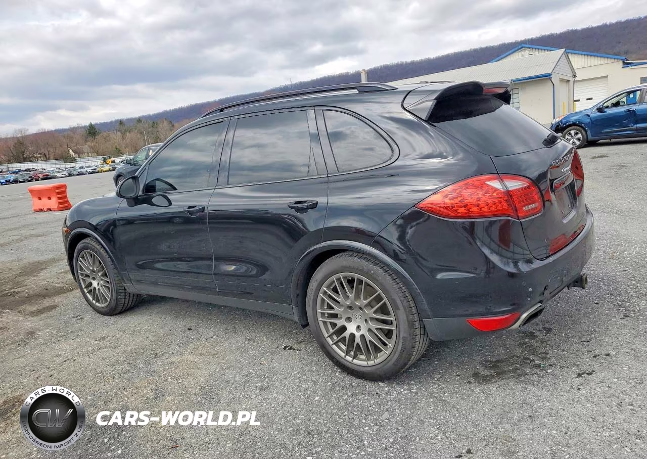 2014 Porsche Cayenne S VIN:WP1AB2A28ELA55133 - 2