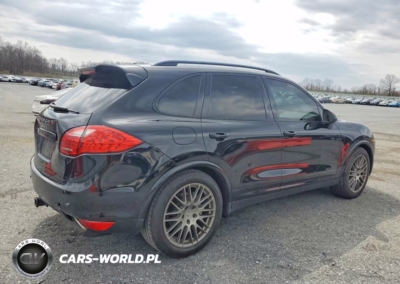 2014 Porsche Cayenne S VIN:WP1AB2A28ELA55133 - 3