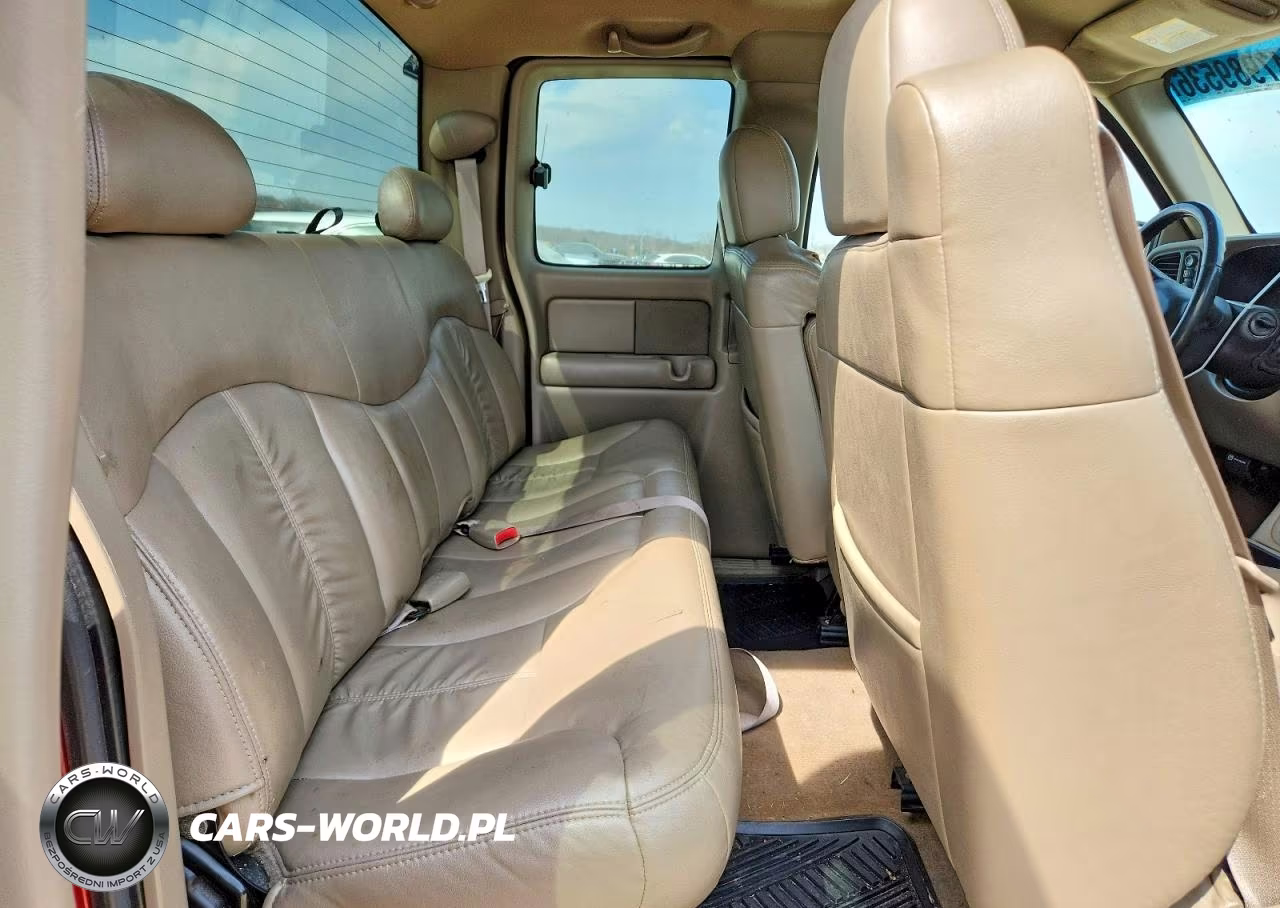 2002 Chevrolet Silverado K1500 VIN:2GCEK19T121235548 - 10
