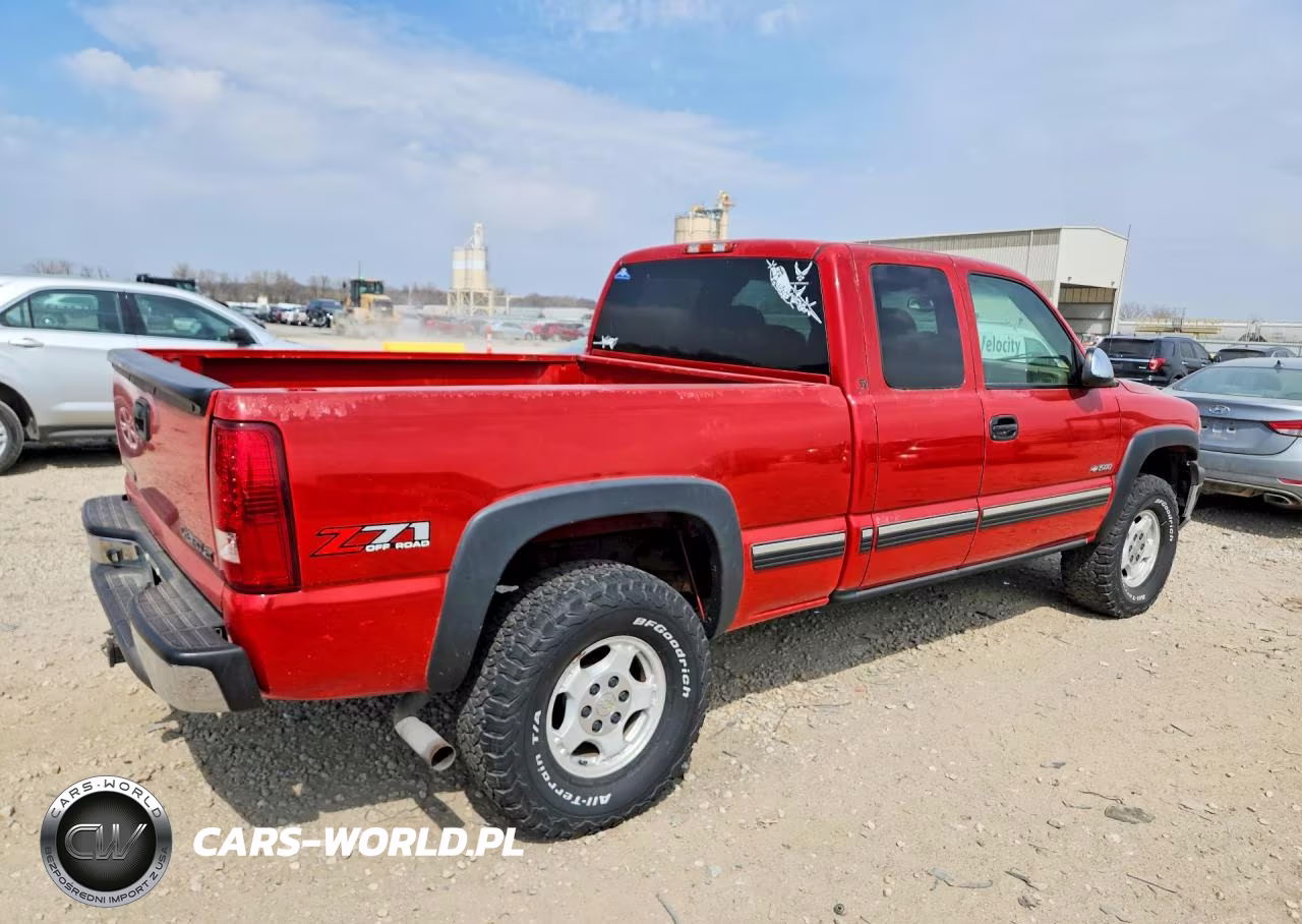 2002 Chevrolet Silverado K1500 VIN:2GCEK19T121235548 - 3