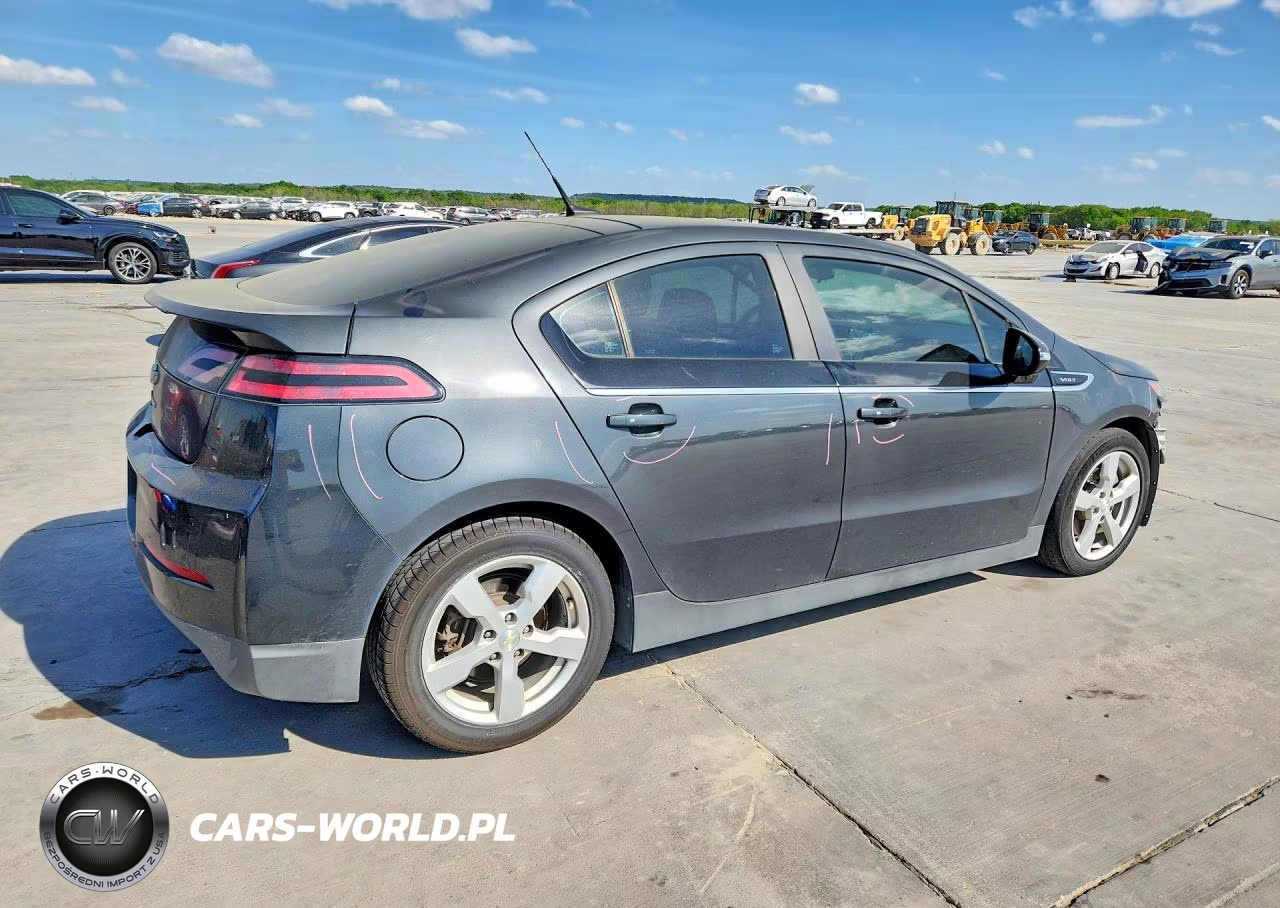 2014 Chev Volt VIN:1G1RA6E43EU167013 - 3
