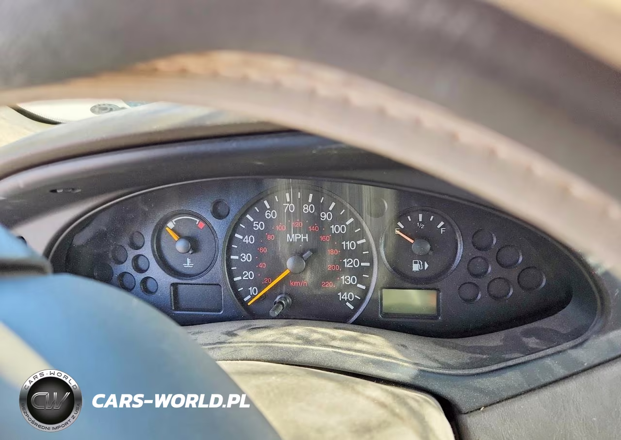 2002 Ford Focus Se VIN:1FAFP34P32W306596 - 9
