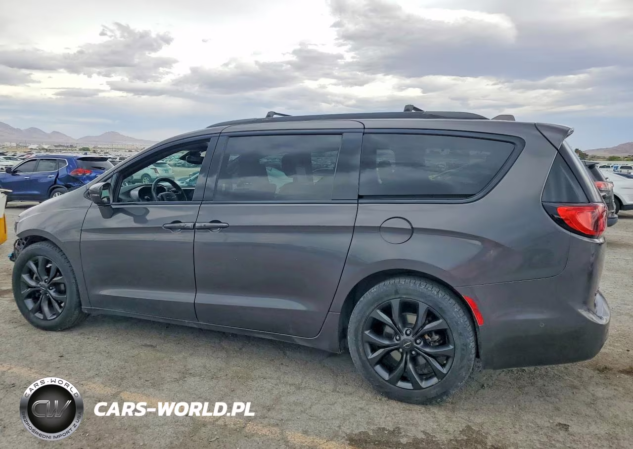 2018 Chrysler Pacifica Limited VIN:2C4RC1GG0JR259893 - 2
