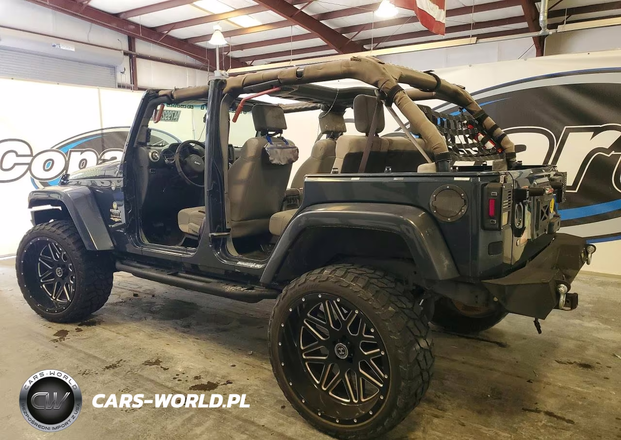 2008 Jeep Wrangler Unlimited Sahara VIN:1J4GA59148L520839 - 2