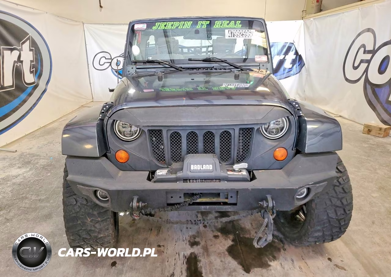 2008 Jeep Wrangler Unlimited Sahara VIN:1J4GA59148L520839 - 5