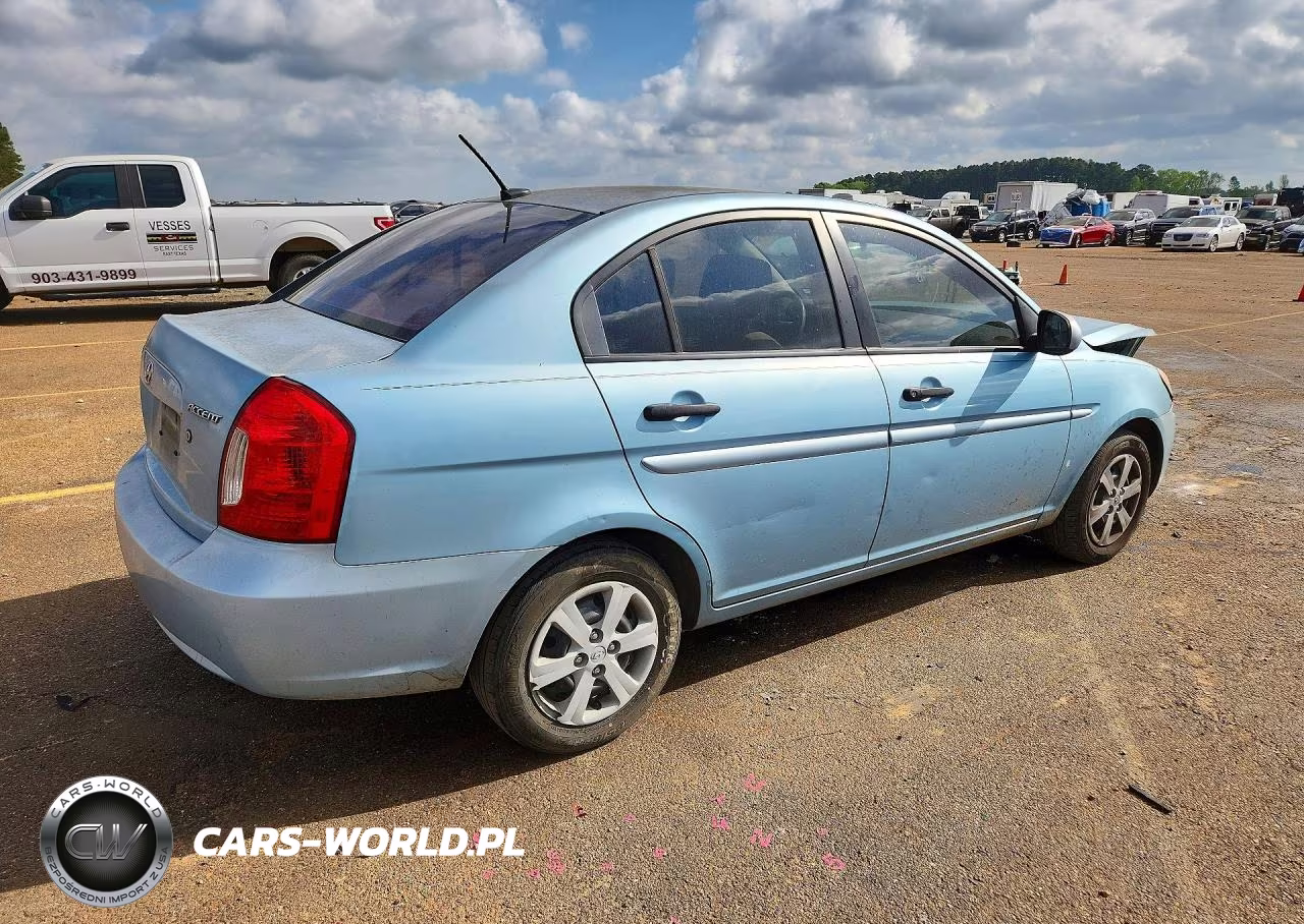 2010 Hyundai Accent Gls VIN:KMHCN4AC5AU500935 - 3
