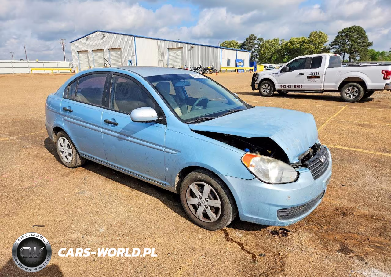 2010 Hyundai Accent Gls VIN:KMHCN4AC5AU500935 - 4