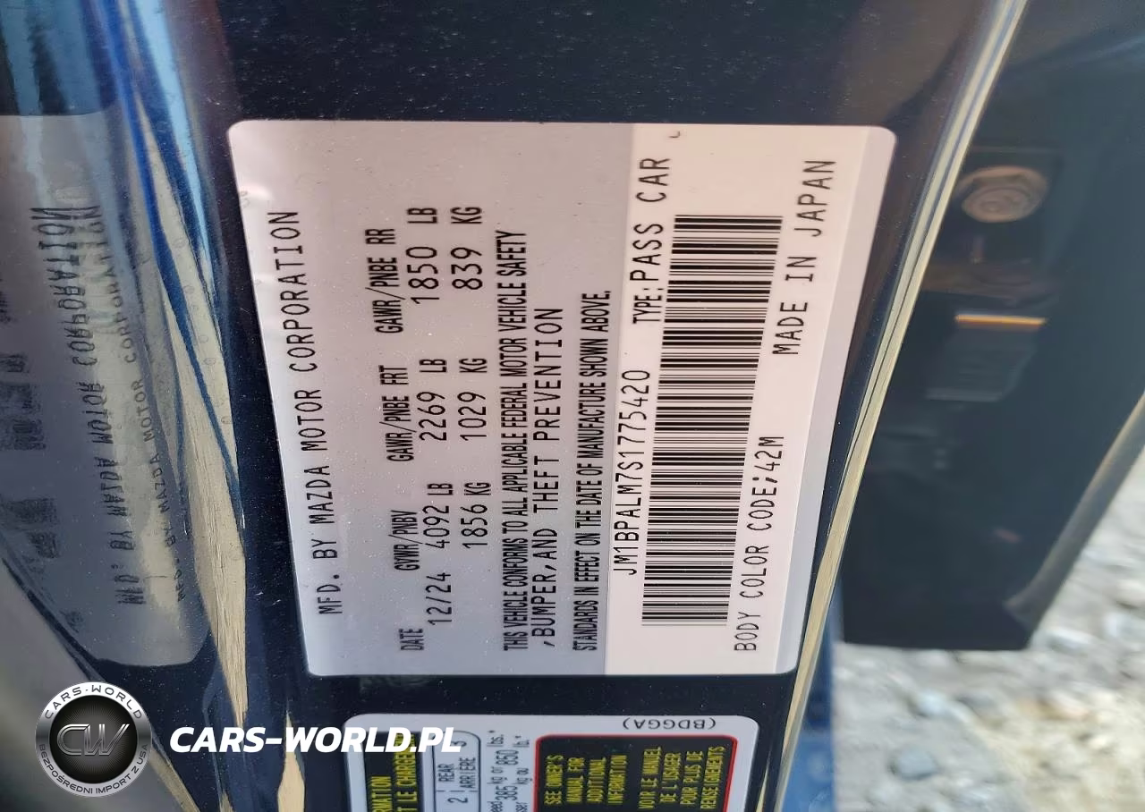 2025 Mazda 3 Preferred VIN:JM1BPALM7S1775420 - 12