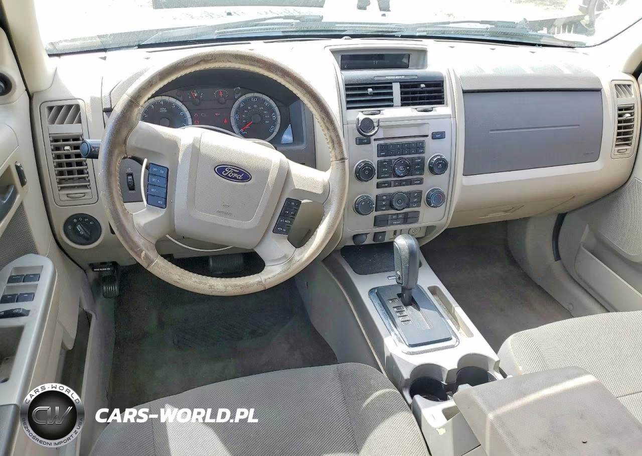 2010 Ford Escape Xlt VIN:1FMCU0D70AKA09808 - 8
