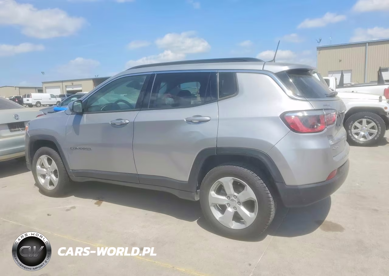 2018 Jeep Compass Latitude VIN:3C4NJDBB0JT270889 - 2