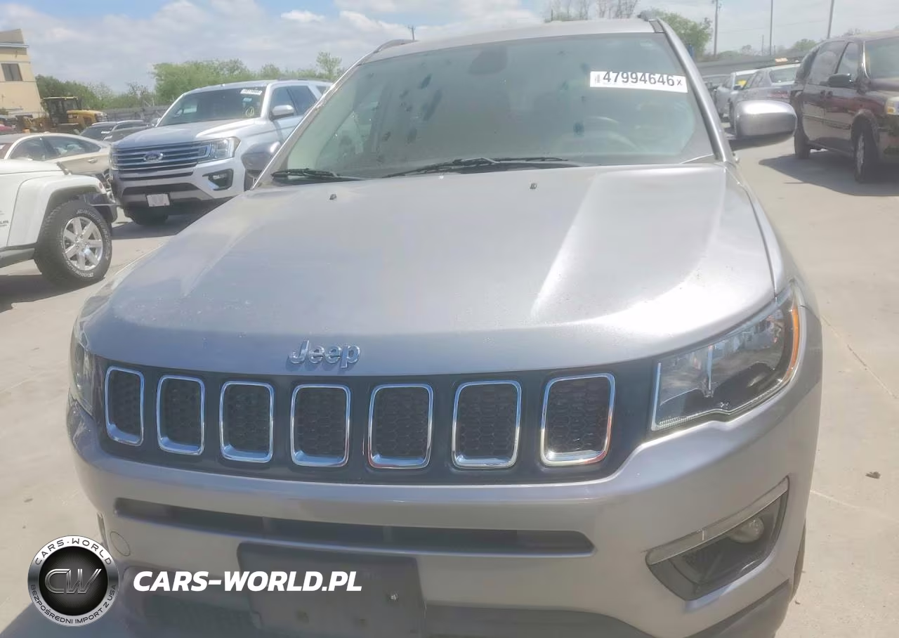 2018 Jeep Compass Latitude VIN:3C4NJDBB0JT270889 - 5