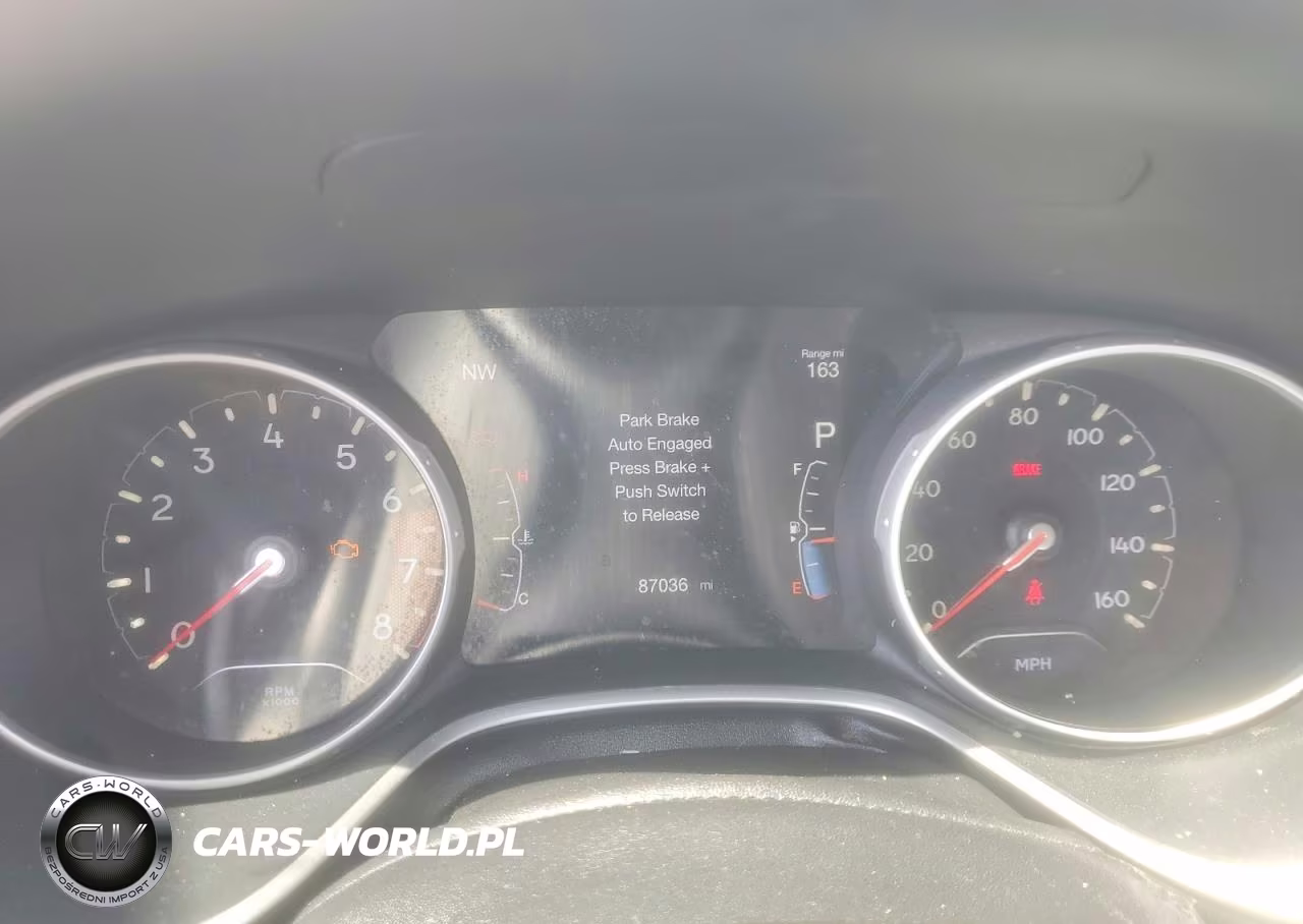 2018 Jeep Compass Latitude VIN:3C4NJDBB0JT270889 - 9