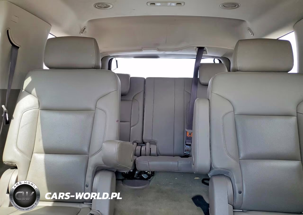 2017 Chevrolet Tahoe K1500 Premier VIN:1GNSKCKC0HR368656 - 10