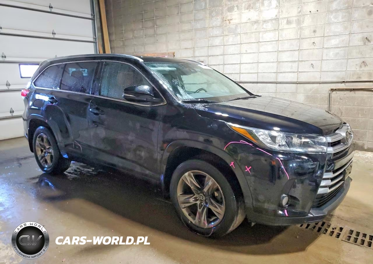 2018 Toyota Highlander Limited Platinum VIN:5TDDZRFHXJS883242 - 4