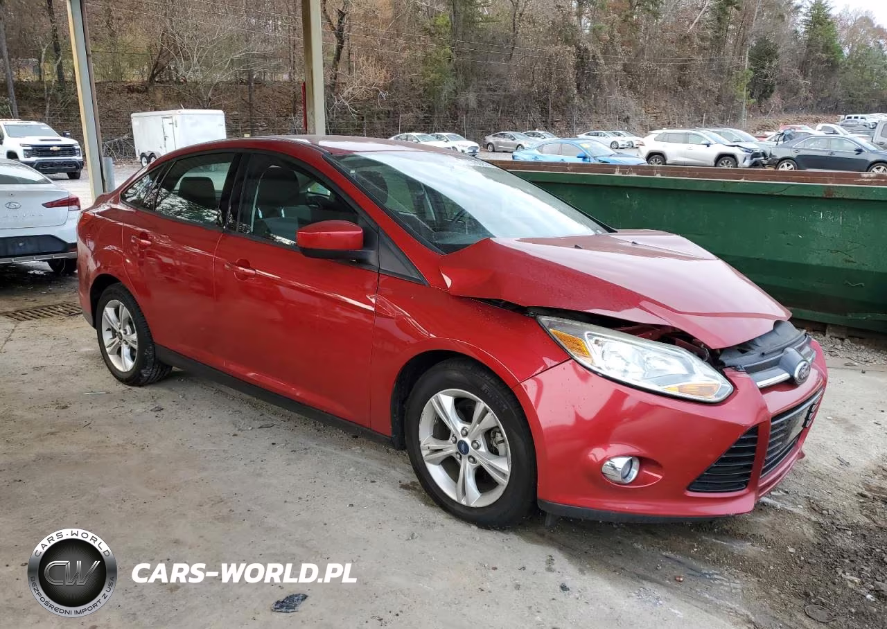 2012 Ford Focus Se VIN:1FAHP3F24CL472638 - 4