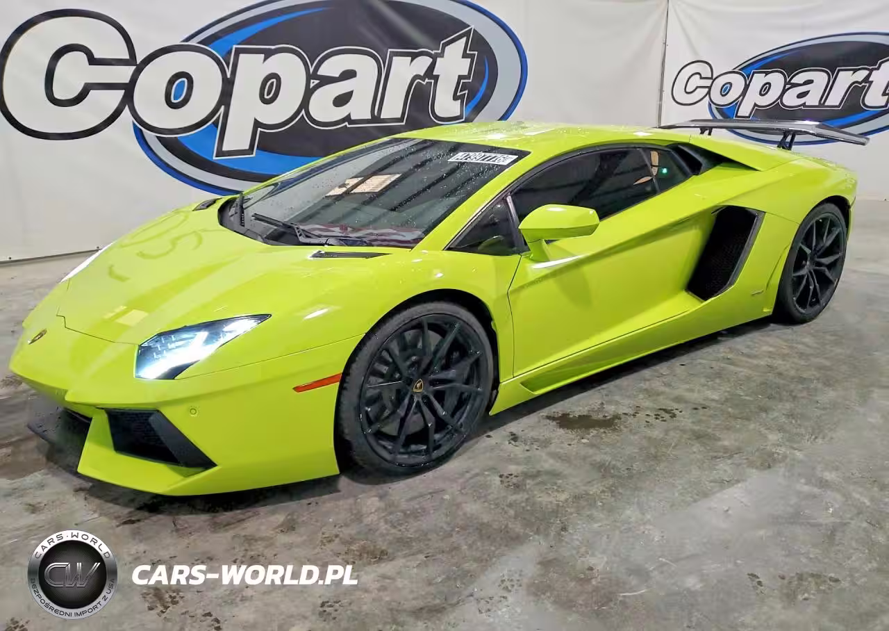 2014 Lamborghini Aventador