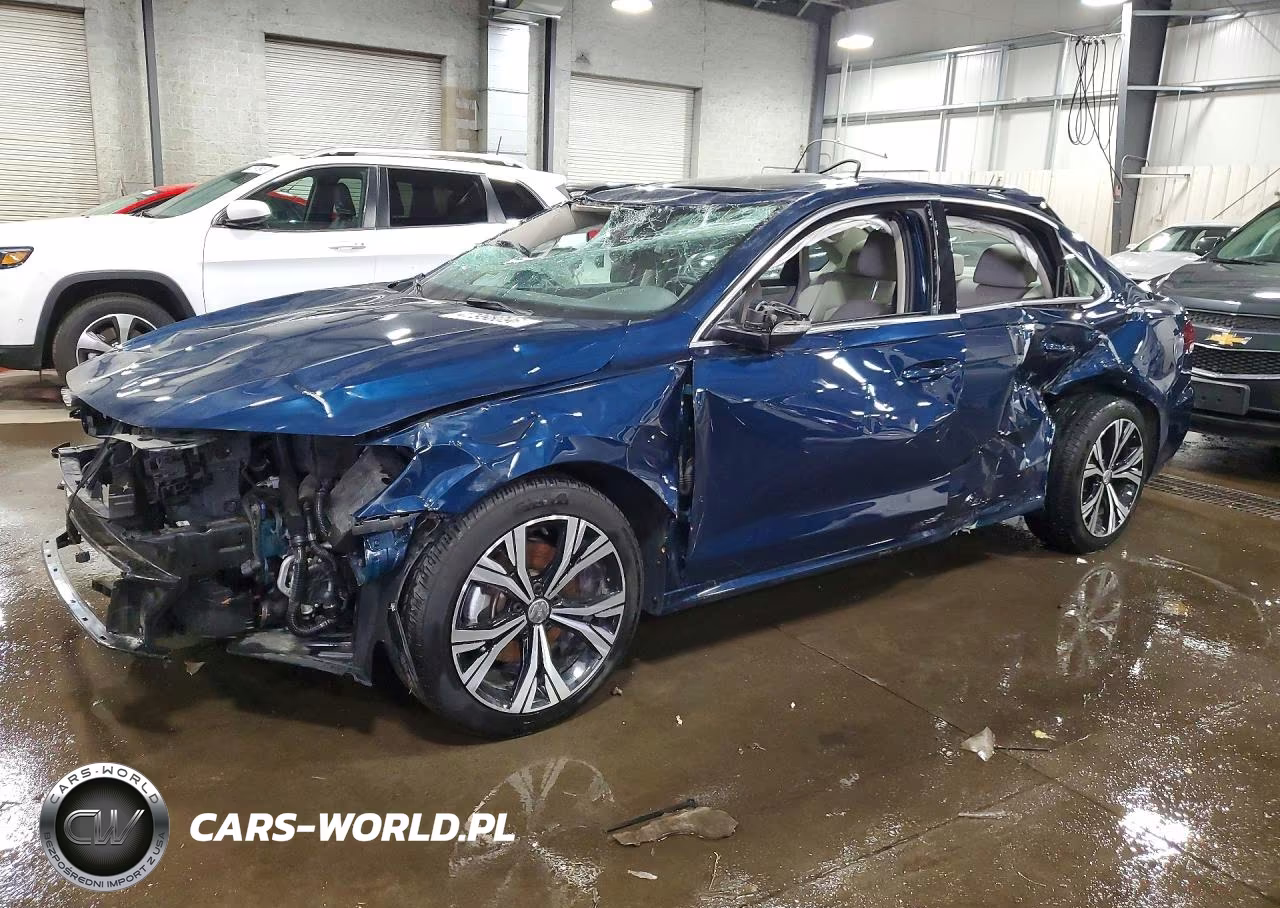 2021 Volkswagen Passat Se – zdjęcie 1 z 13