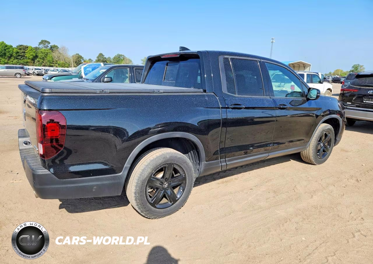 2022 Honda Ridgeline Black Edition VIN:5FPYK3F8XNB012216 - 3
