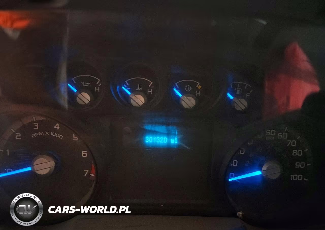 2015 Ford F250 Super Duty VIN:1FT7W2B67FEA08229 - 9