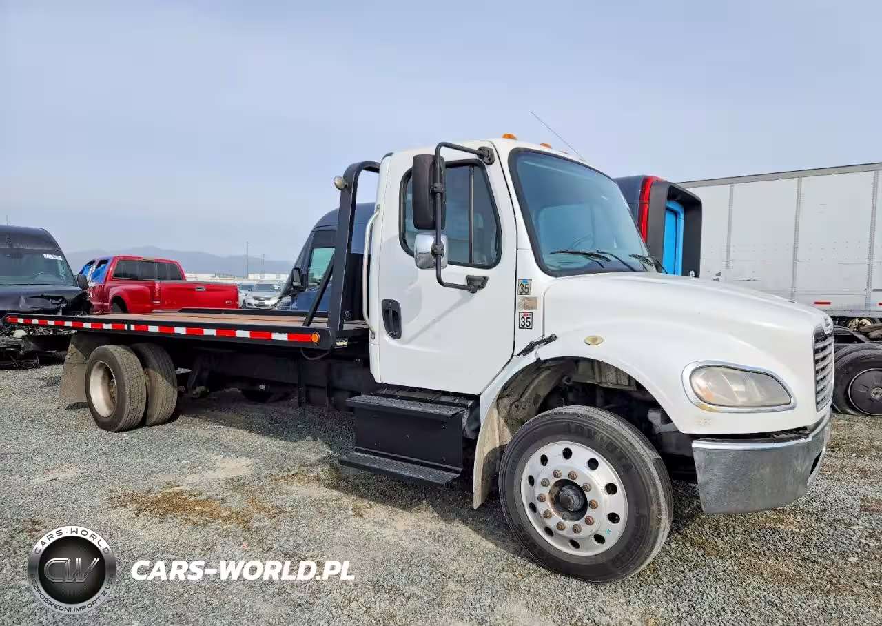2015 Freightliner M2 106 Medium Duty