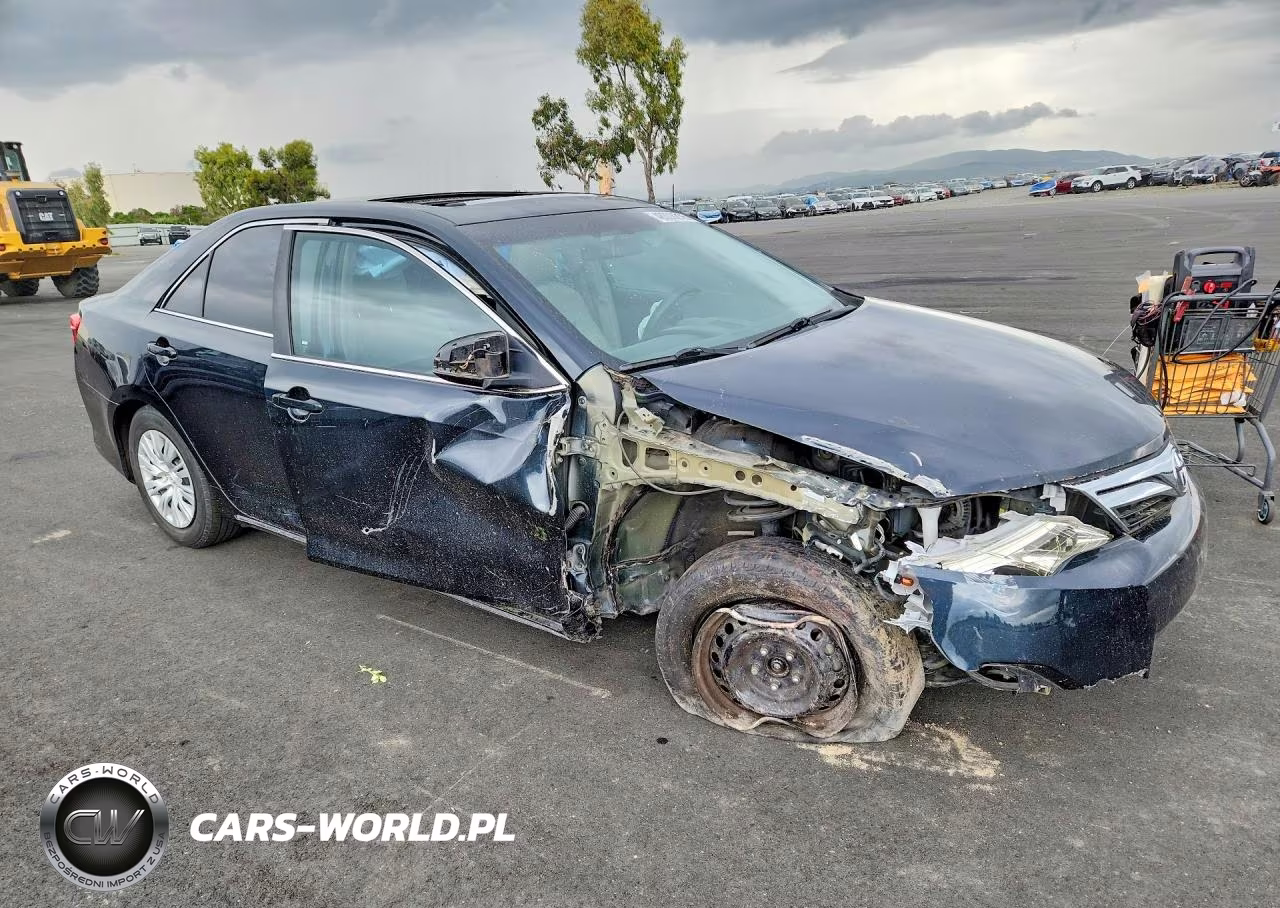 2012 Toyota Camry Le VIN:4T4BF1FKXCR258112 - 4