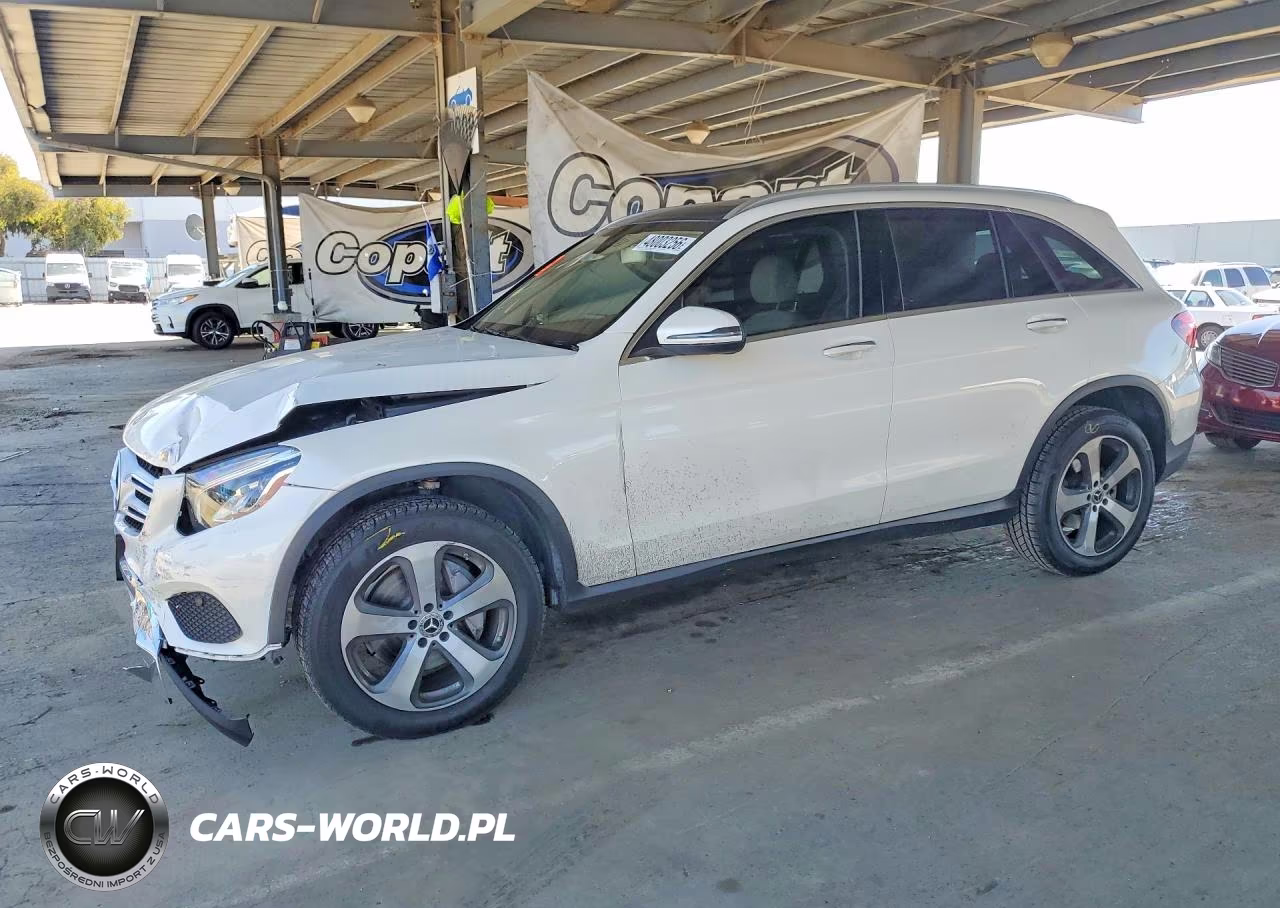 2017 Mercedes-Benz Glc 300 4Matic – zdjęcie 1 z 12
