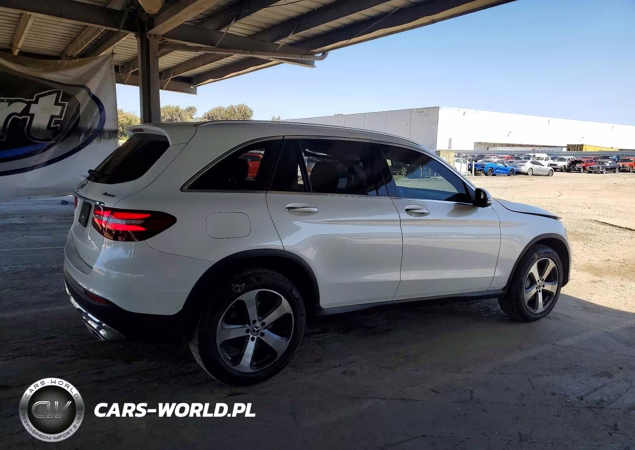 2017 Mercedes-Benz Glc 300 4Matic VIN:WDC0G4KB7HF268046 - 3