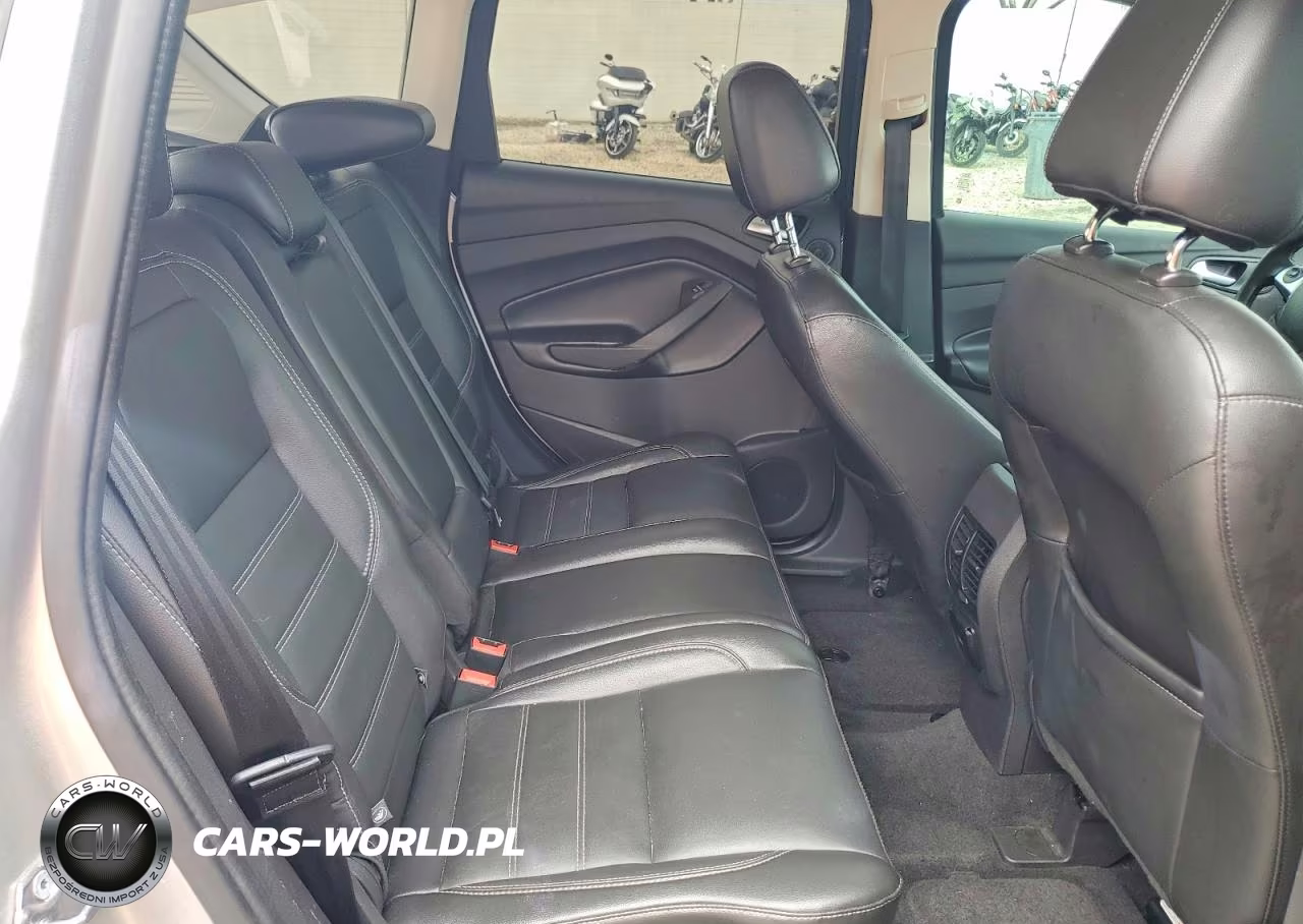 2017 Ford C-Max Titanium VIN:1FADP5FU6HL100060 - 10