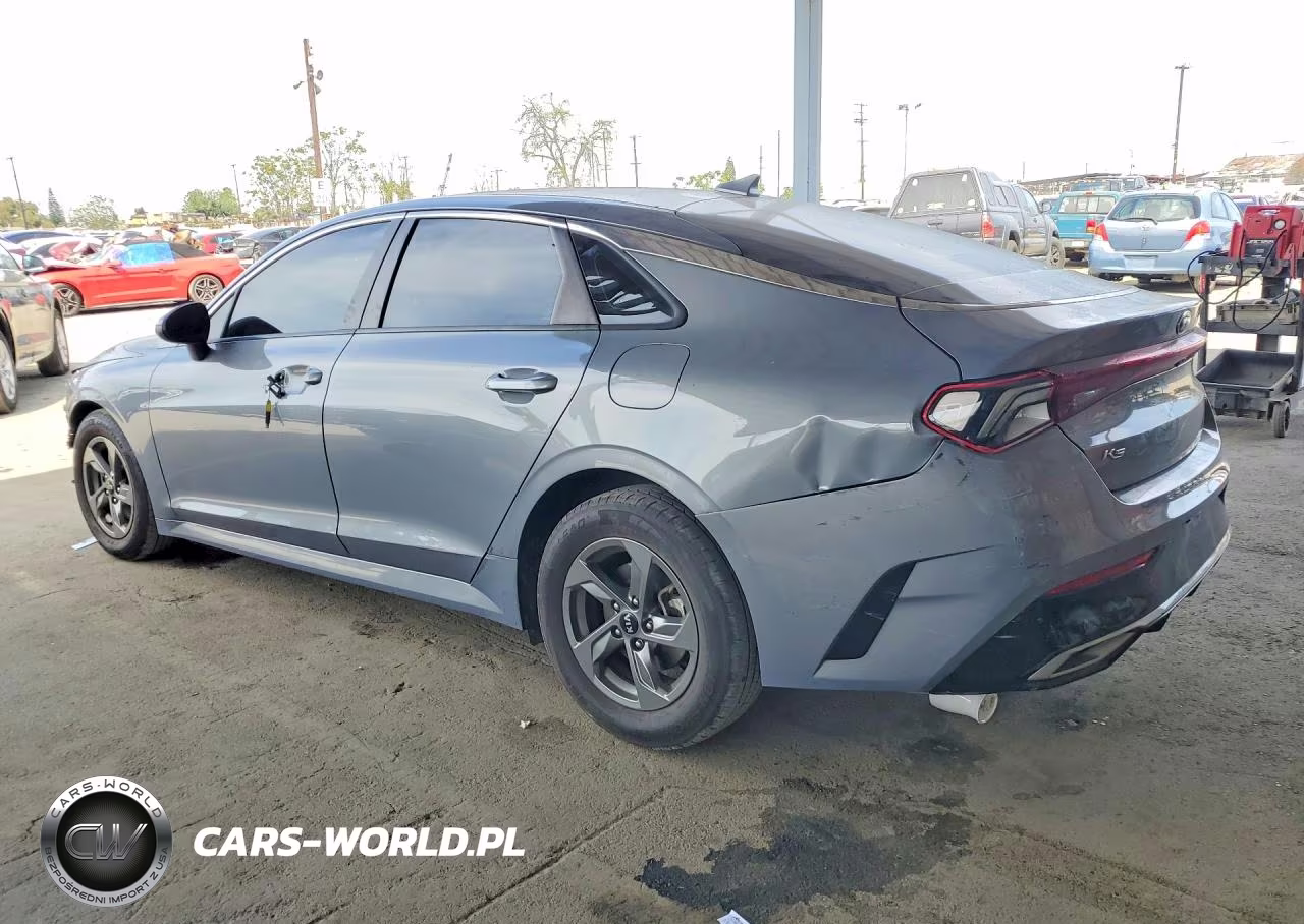 2021 Kia K5 Lxs VIN:5XXG14J23MG053556 - 2