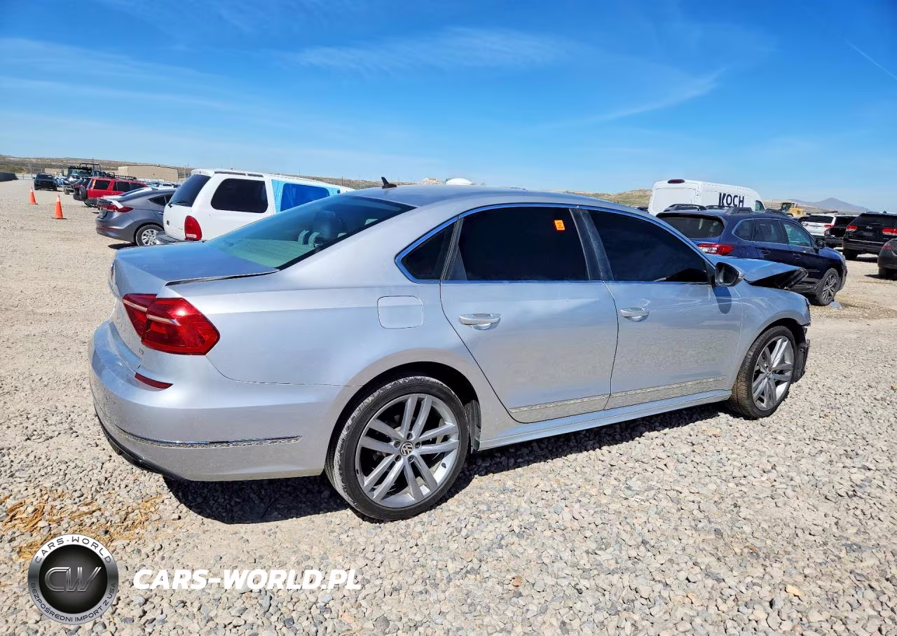 2016 Volkswagen Passat S VIN:1VWAT7A38GC037588 - 3