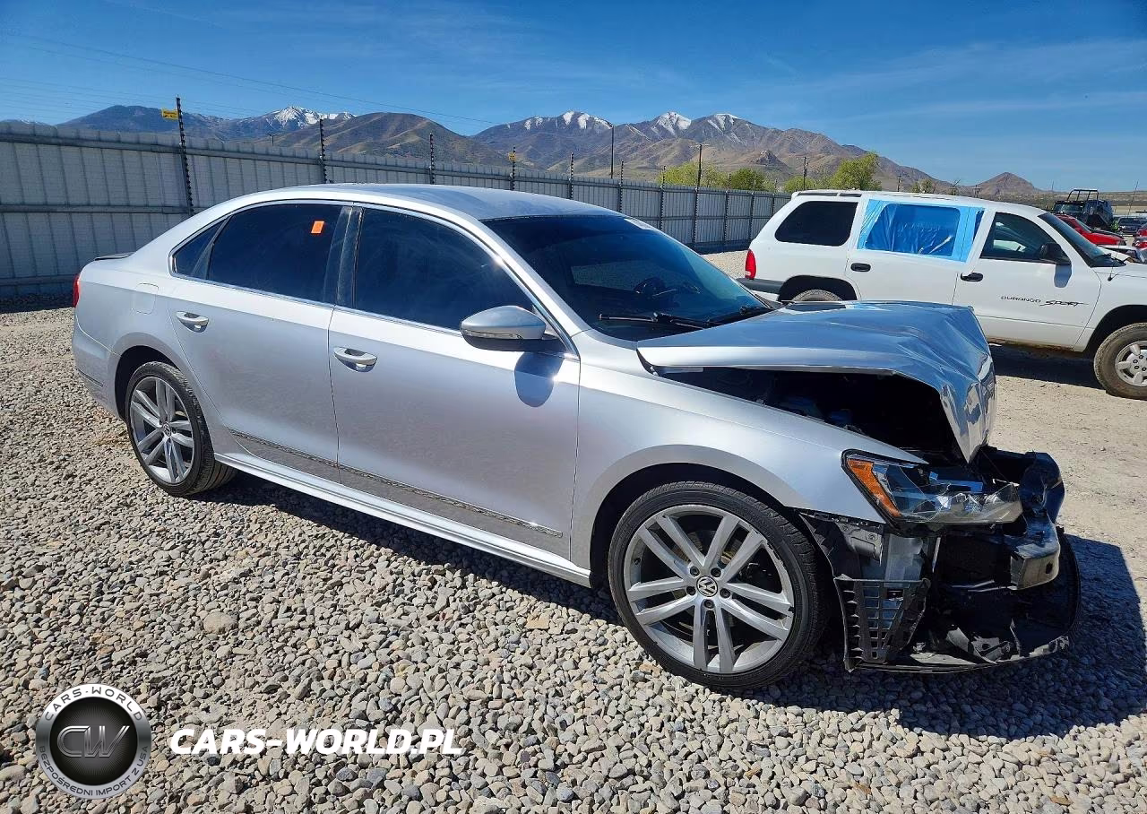 2016 Volkswagen Passat S VIN:1VWAT7A38GC037588 - 4