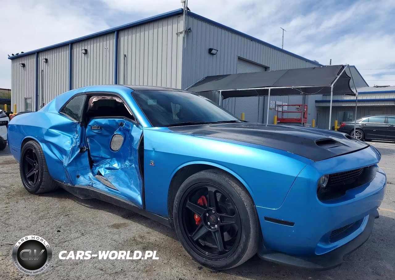 2019 Dodge Challenger R VIN:2C3CDZFJ0KH540490 - 4