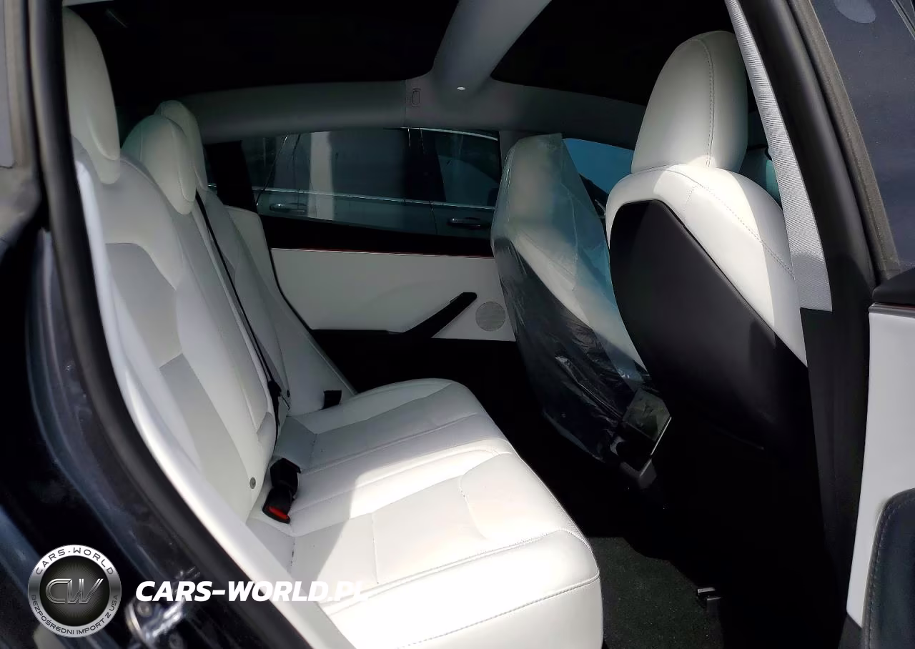 2026 Tesla Model 3 VIN:5YJ3E1EB4TF123322 - 10
