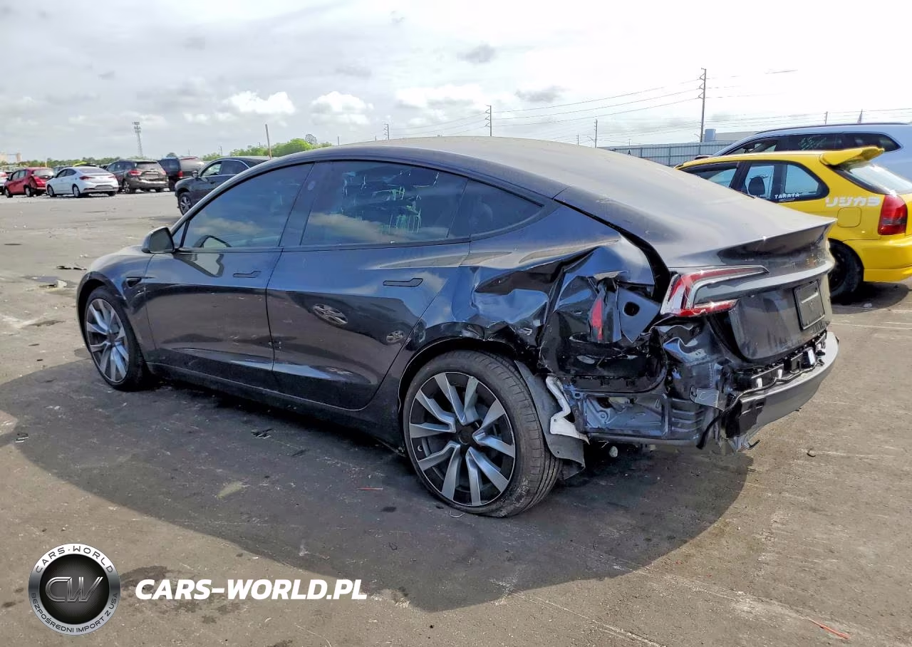 2026 Tesla Model 3 VIN:5YJ3E1EB4TF123322 - 2