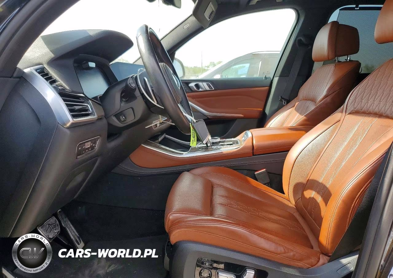 2019 BMW X5 xDrive50I VIN:5UXJU2C59KLN49790 - 7