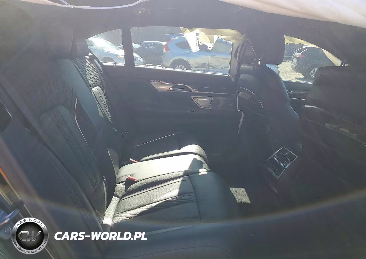 2020 BMW M760 Xi VIN:WBA7U6C05LBM62948 - 10