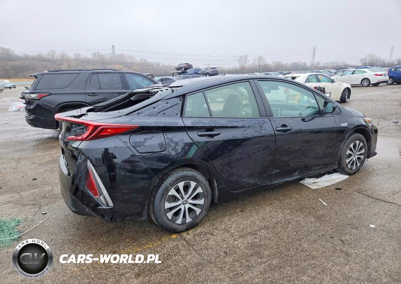 2021 Toyota Prius Prime Le VIN:JTDKAMFP2M3168258 - 3