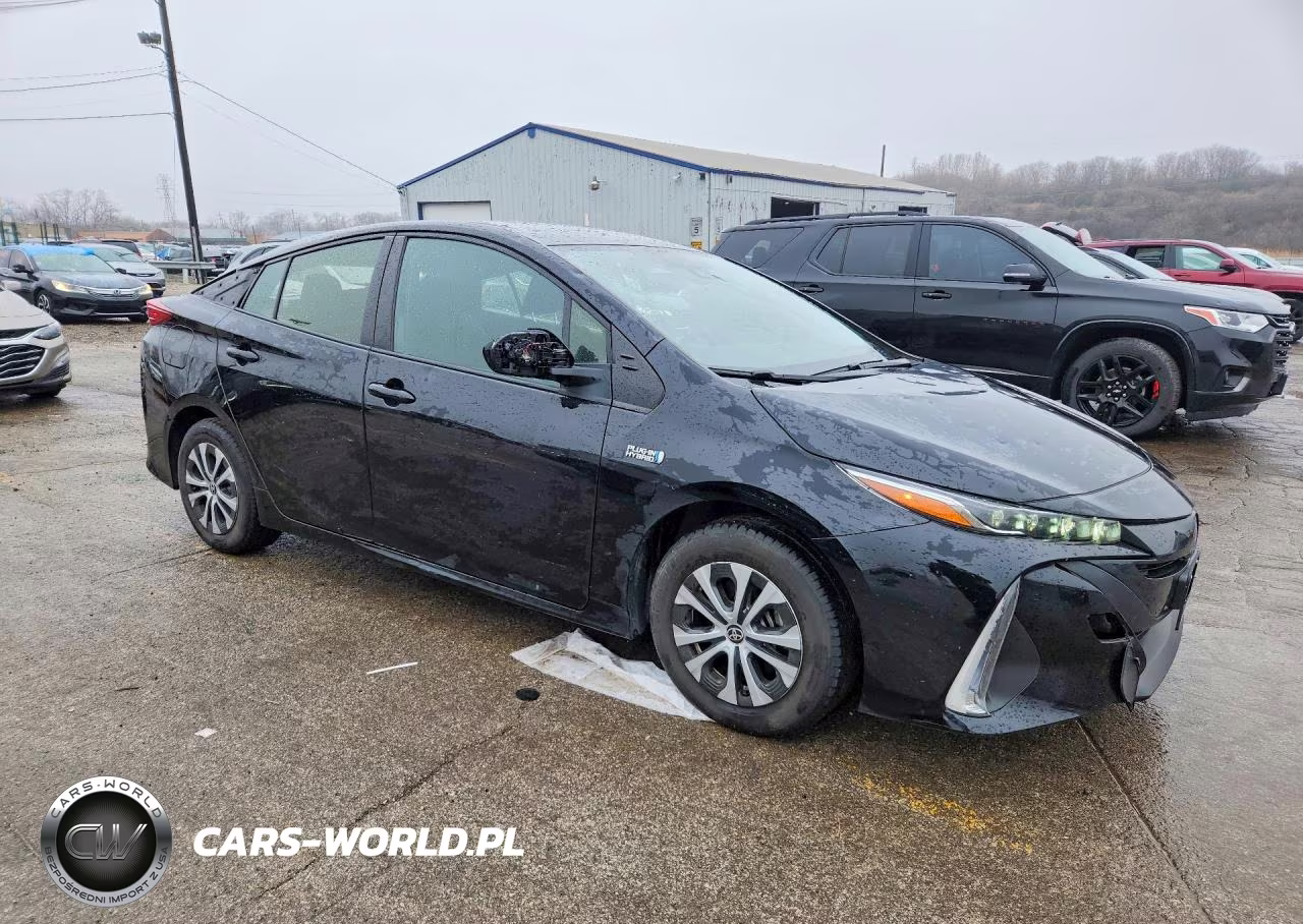 2021 Toyota Prius Prime Le VIN:JTDKAMFP2M3168258 - 4