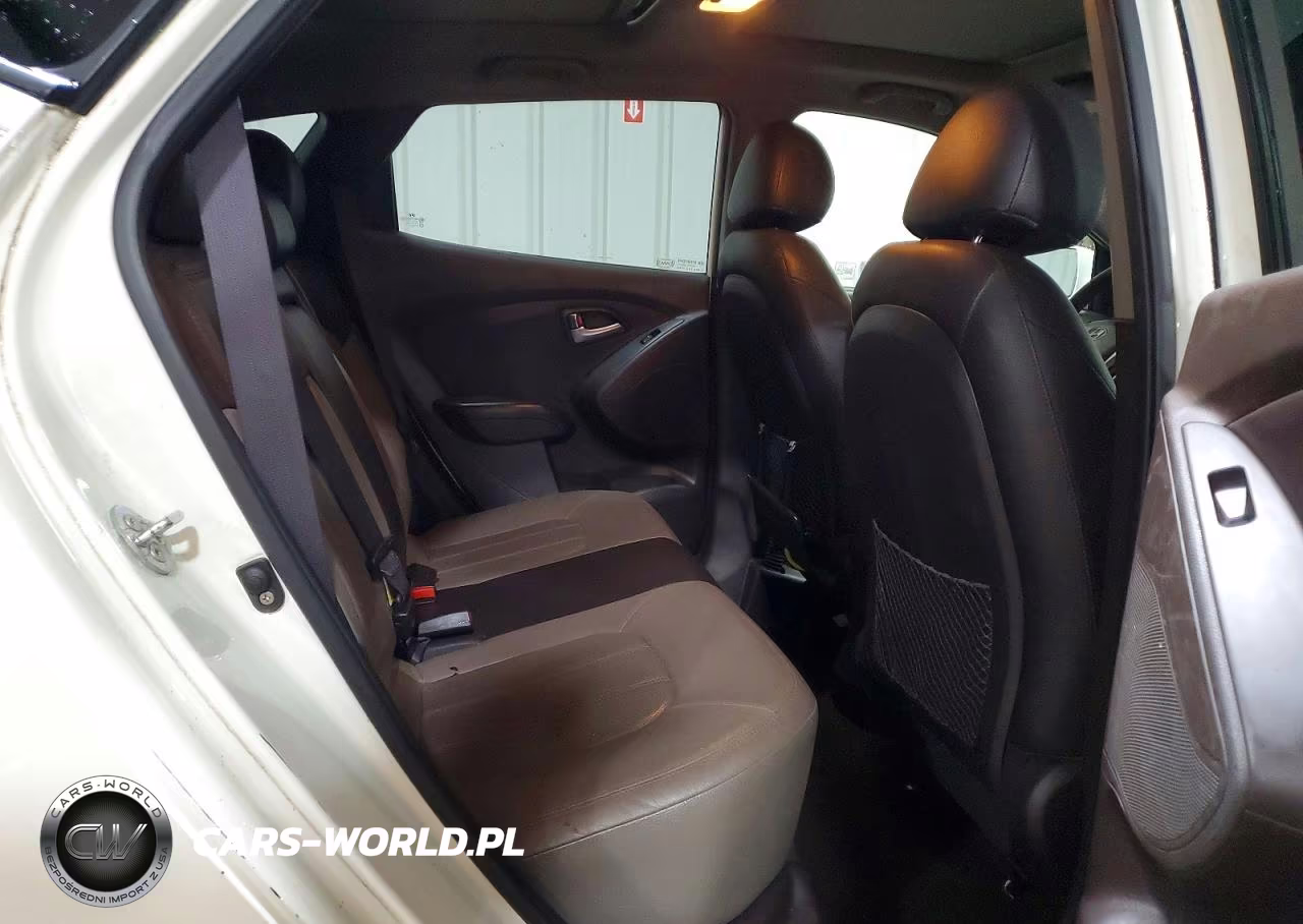 2012 Hyundai Tucson Limited VIN:KM8JUCAC0CU454230 - 11