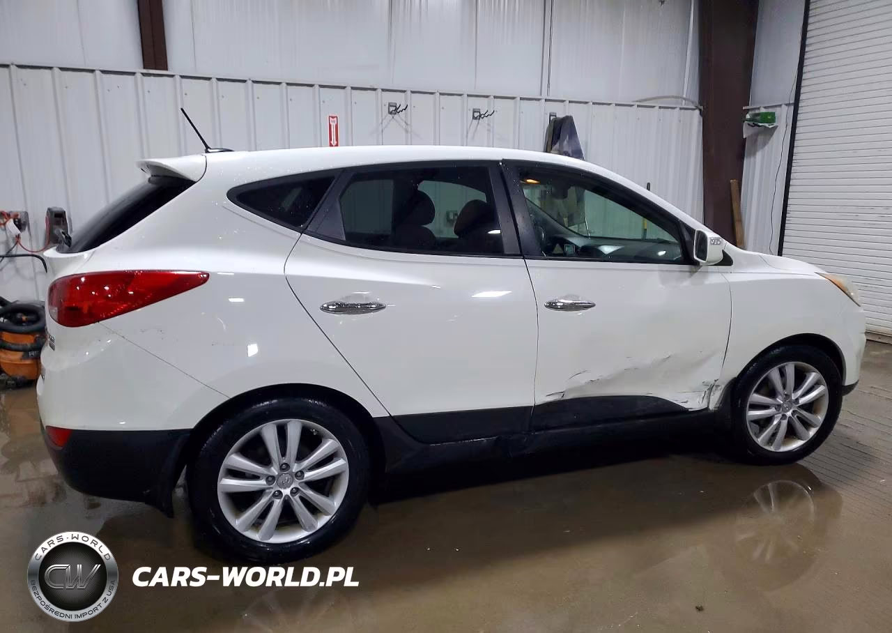 2012 Hyundai Tucson Limited VIN:KM8JUCAC0CU454230 - 3