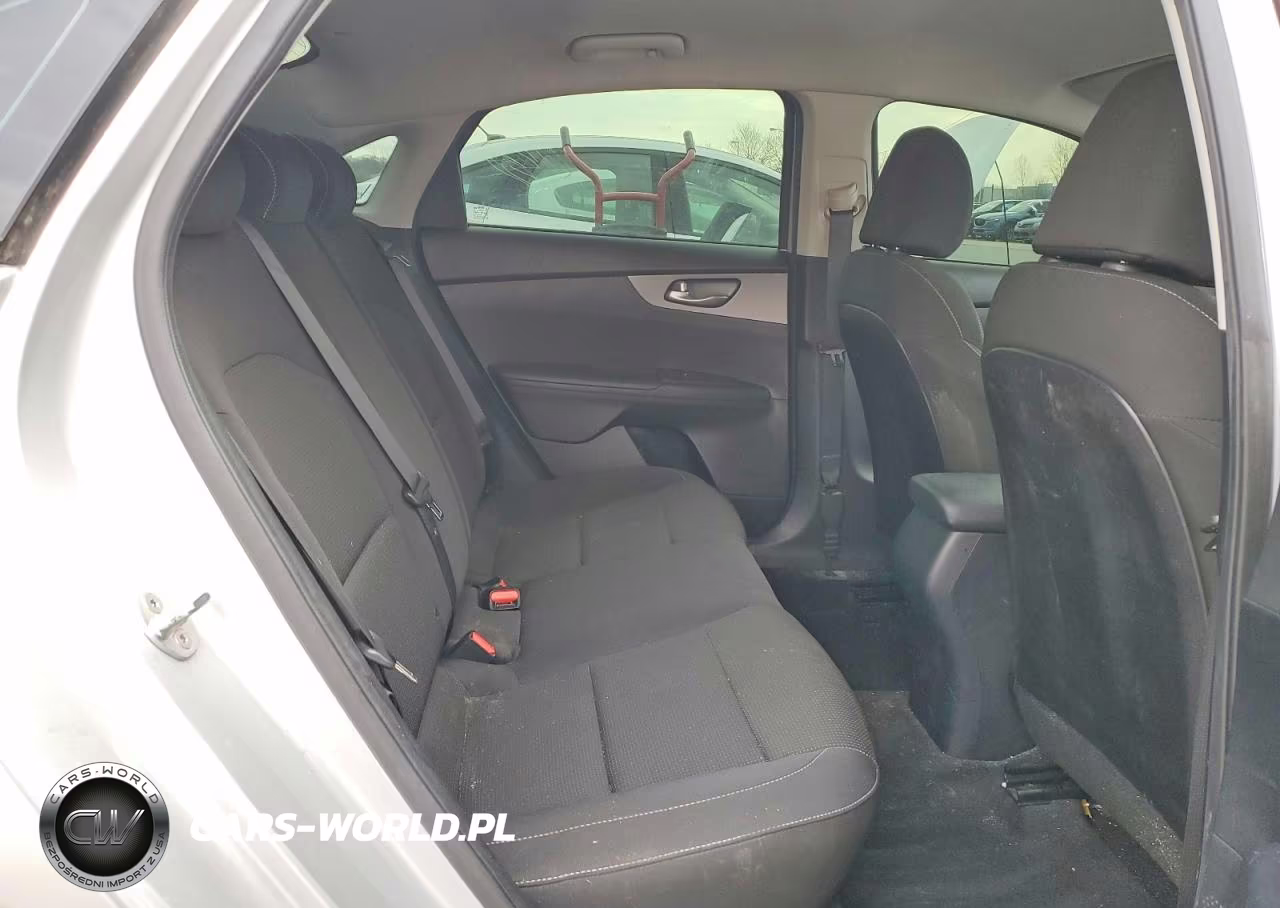 2020 Kia Forte Lxs VIN:3KPF24ADXLE150626 - 10
