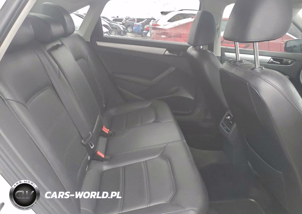 2013 Volkswagen Passat Se VIN:1VWBP7A36DC123714 - 10