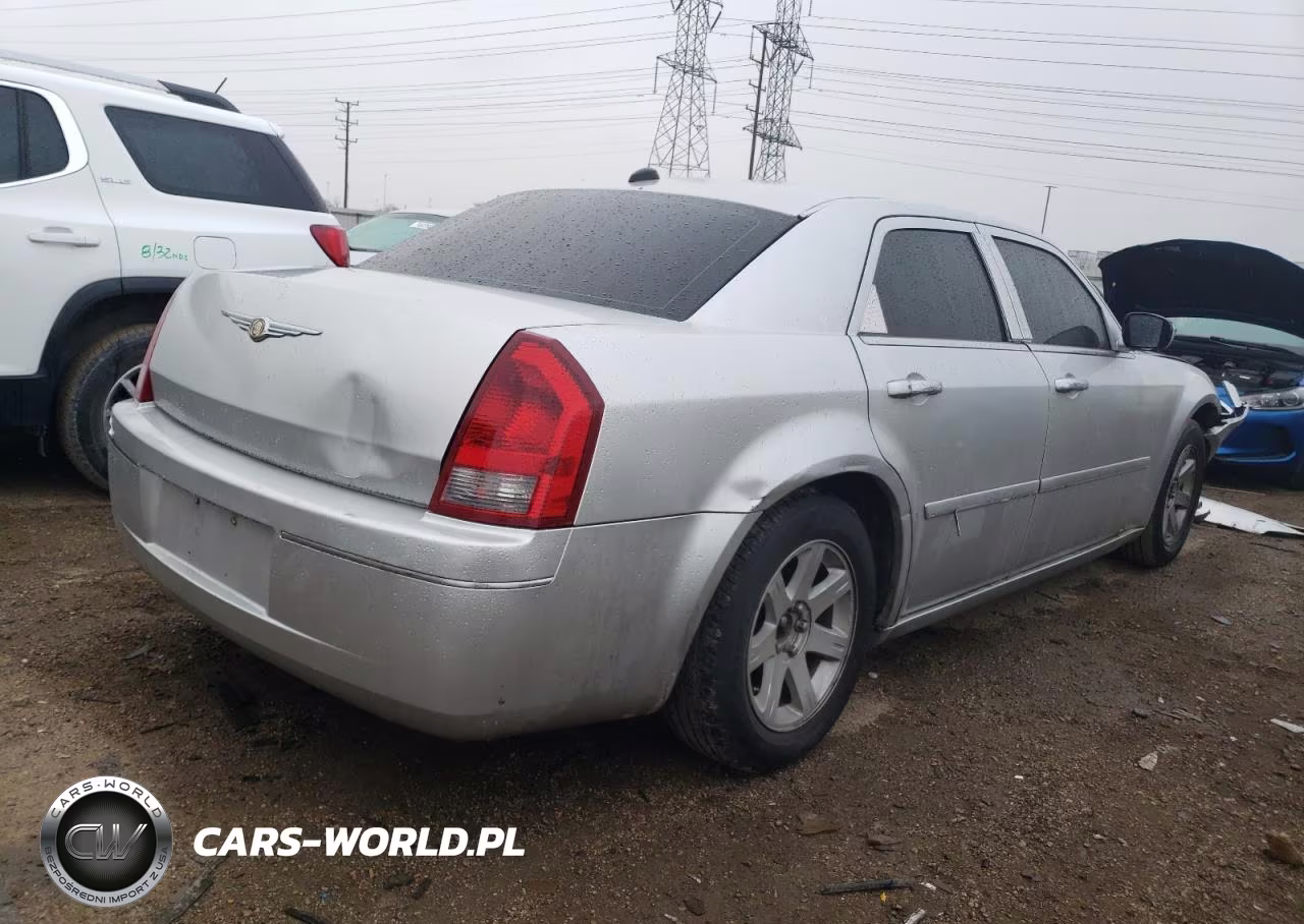 2005 Chrysler 300 Touring VIN:2C3JA53G05H666144 - 3