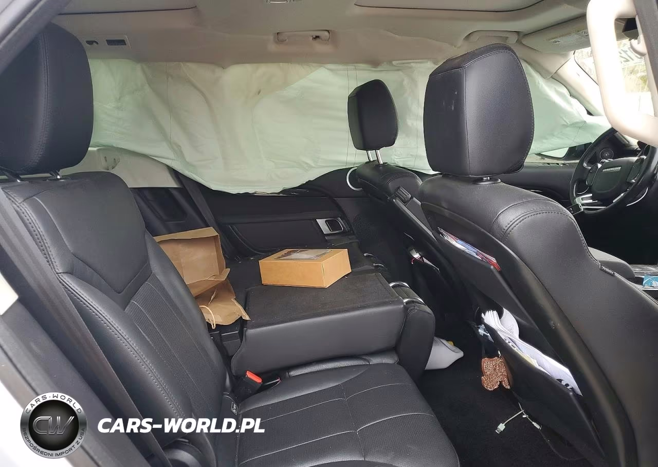 2020 Land Rover Discovery Se VIN:SALRG2RV8L2428056 - 11