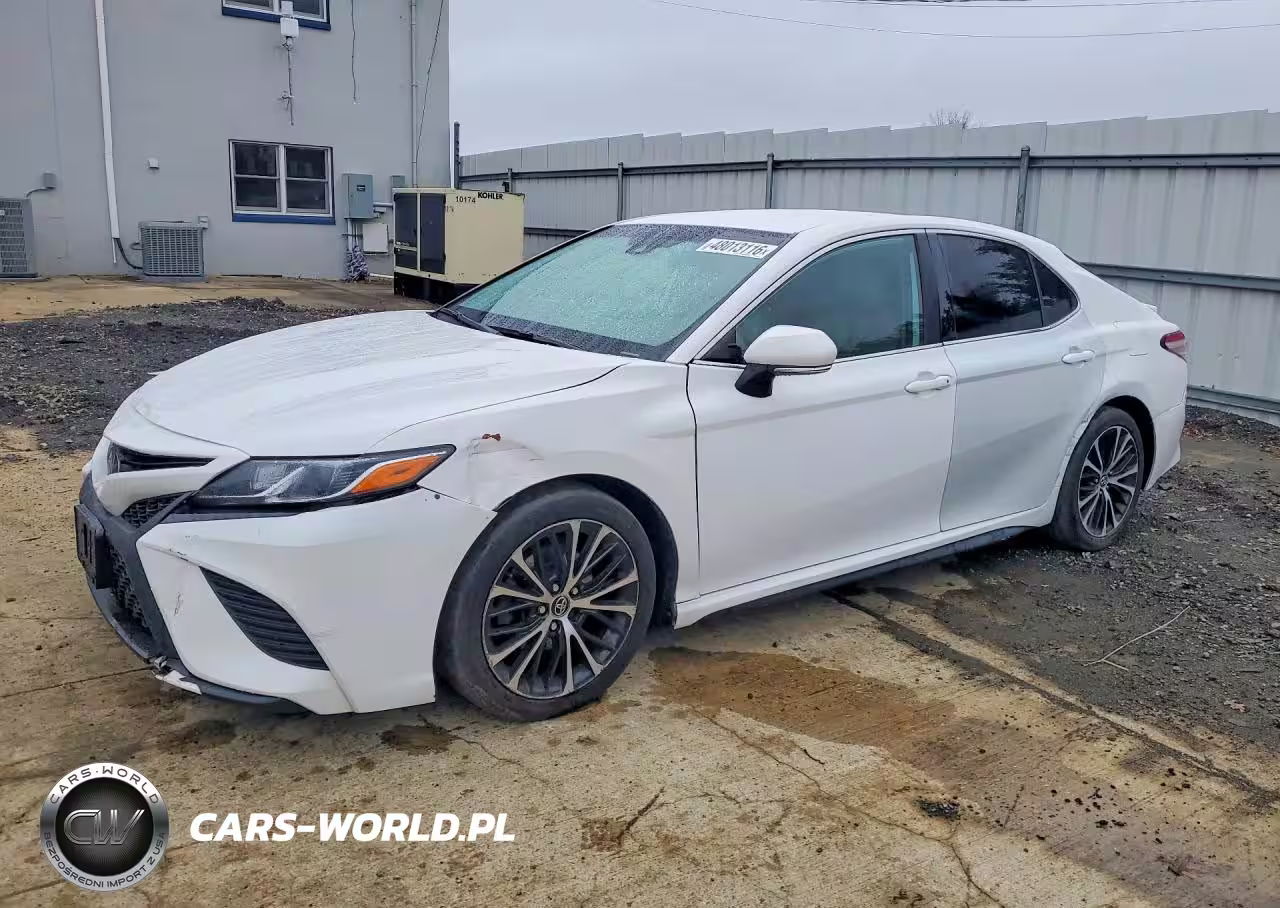 2020 Toyota Camry Se