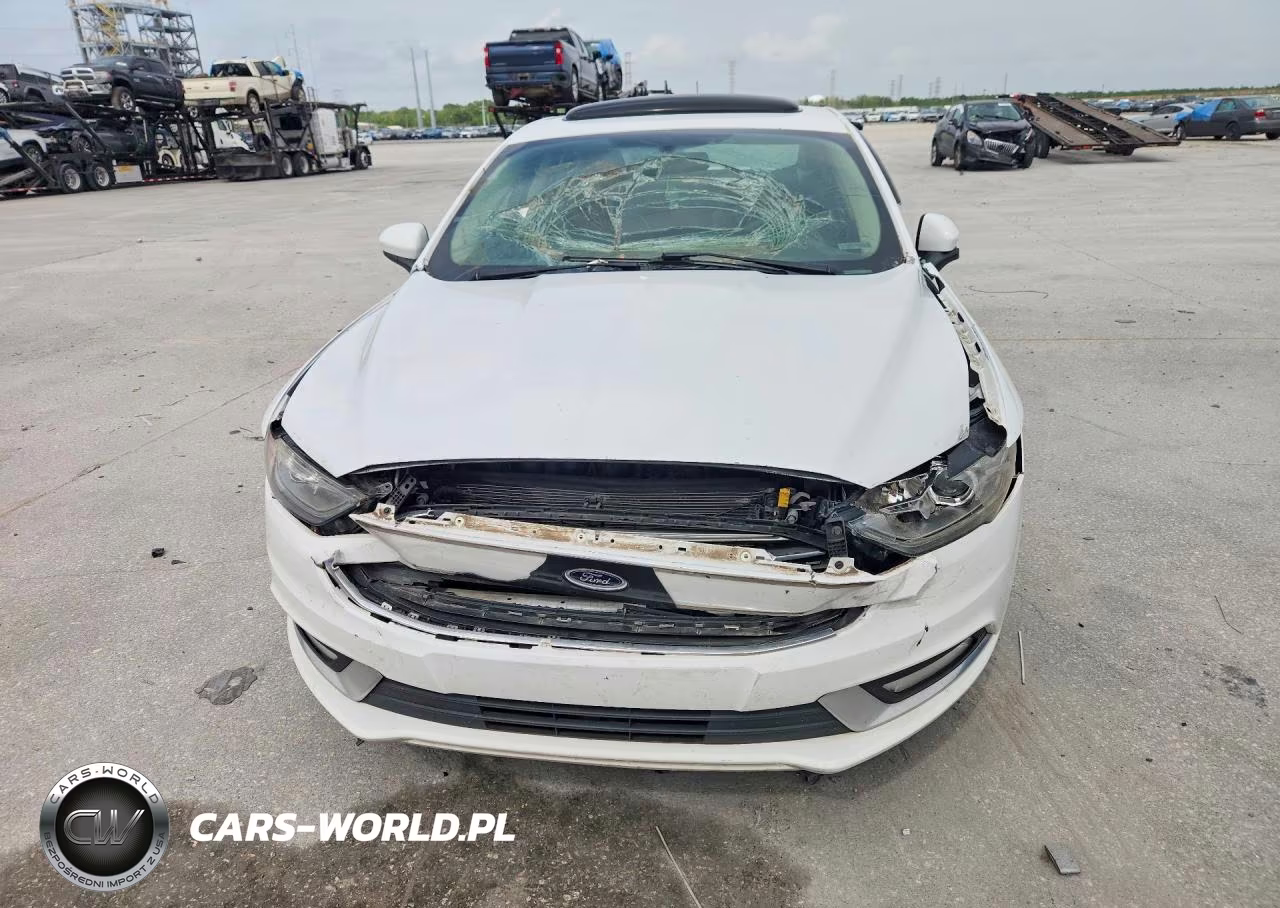 2018 Ford Fusion Se Hybrid VIN:3FA6P0LU8JR116378 - 5