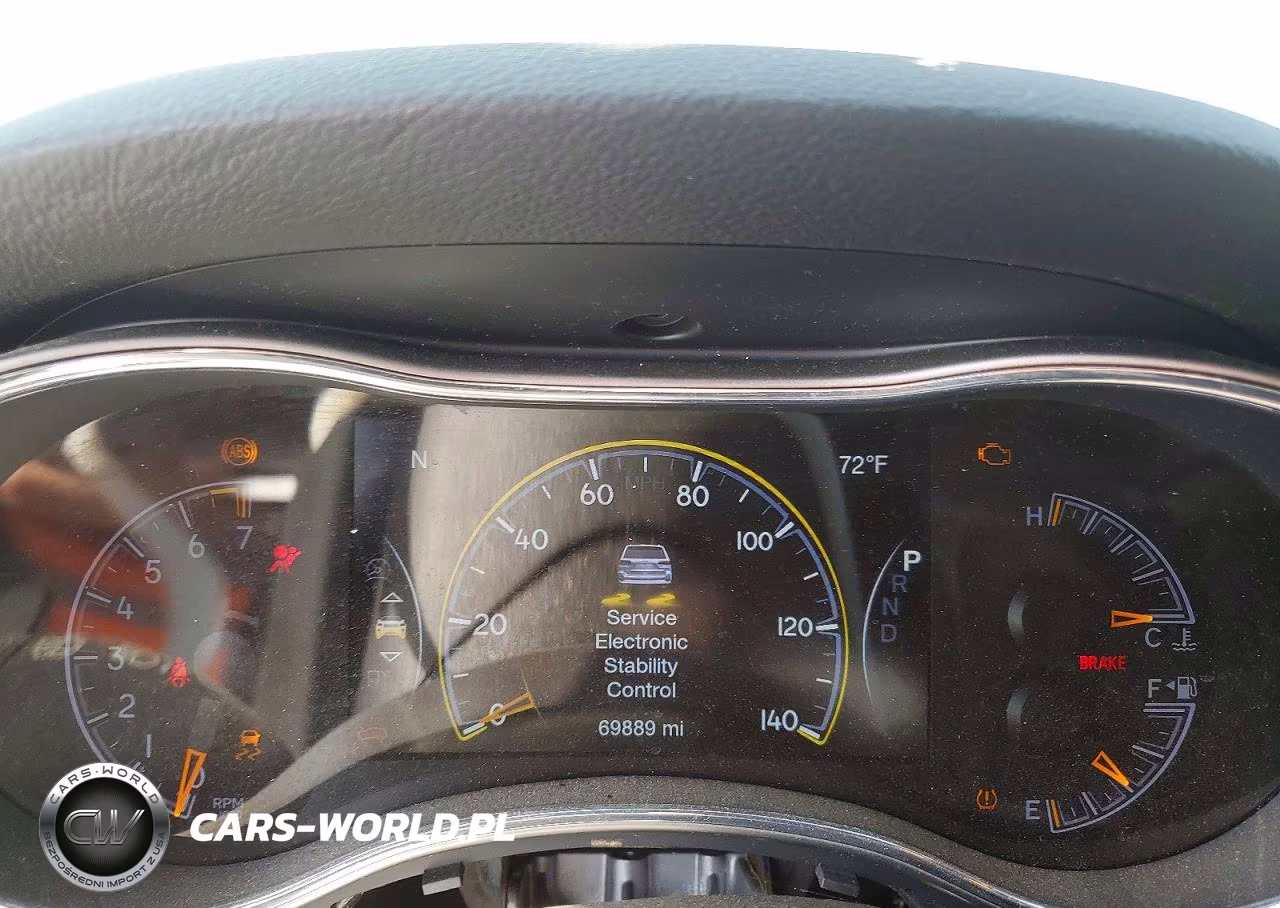 2018 Jeep Grand Cherokee Laredo VIN:1C4RJFAG6JC443739 - 9