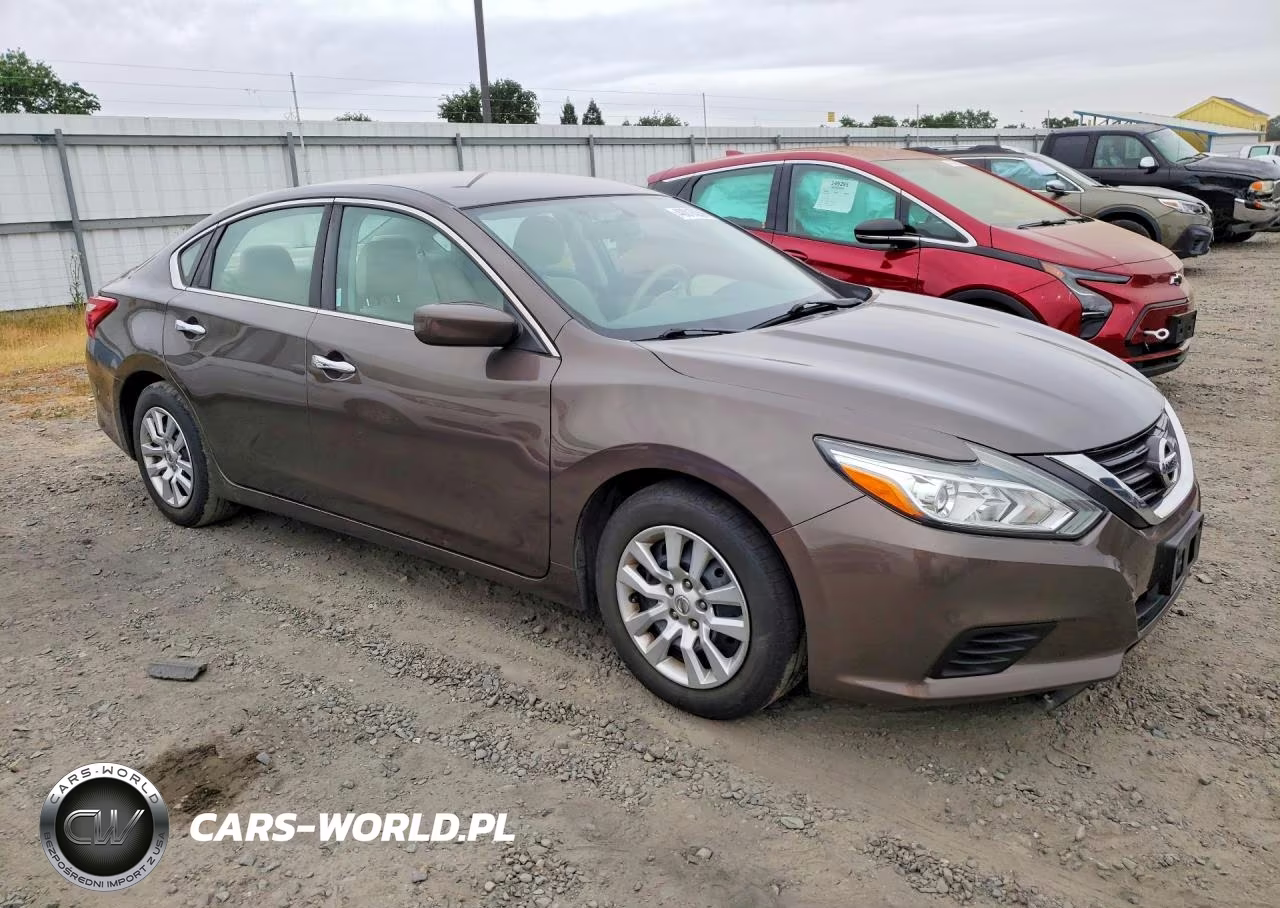2016 Nissan Altima 2.5 S VIN:1N4AL3AP8GC161218 - 4